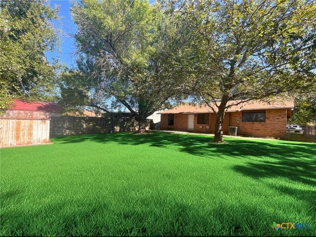 4512 Calle Roble, Temple, TX 76502