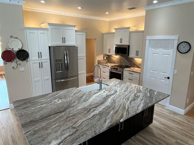 3924 SUNNYBROOK COURT, Orlando, FL 32820