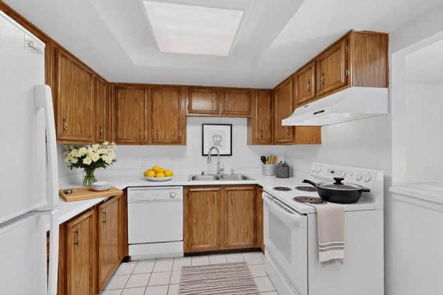 925 Country Club Drive SE APT C, Rio Rancho, NM 87124