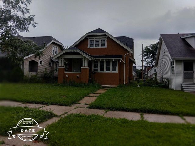 2824 N 39th STREET N, Milwaukee, WI 53210