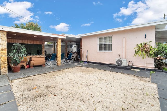 31 SW 58th Ct, Miami, FL 33144