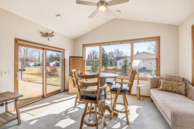 698 Bibeau Court, Vadnais Heights, MN 55127