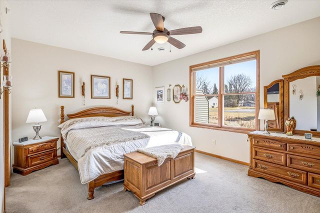 698 Bibeau Court, Vadnais Heights, MN 55127