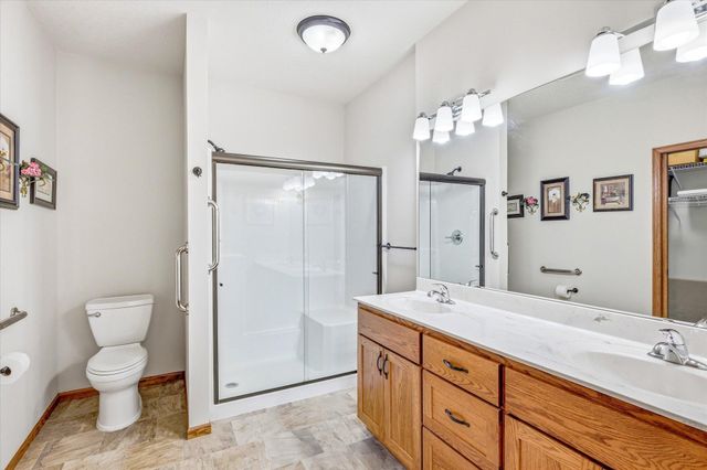 698 Bibeau Court, Vadnais Heights, MN 55127