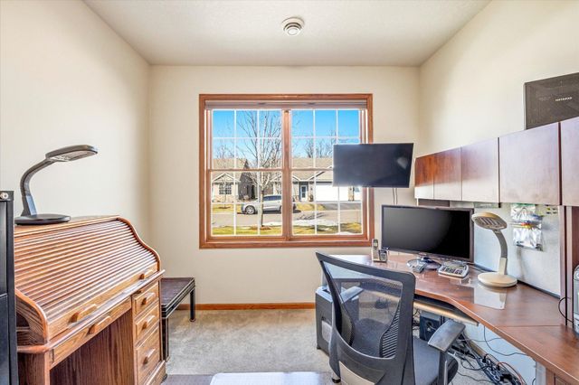 698 Bibeau Court, Vadnais Heights, MN 55127