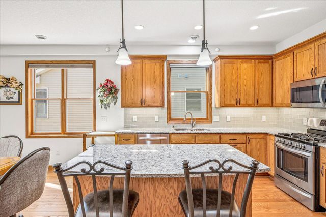 698 Bibeau Court, Vadnais Heights, MN 55127