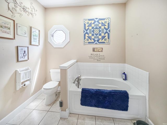 13684 W Auburn Ridge Court, Linton, IN 47441