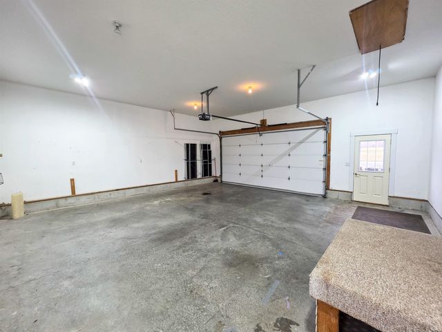 13684 W Auburn Ridge Court, Linton, IN 47441