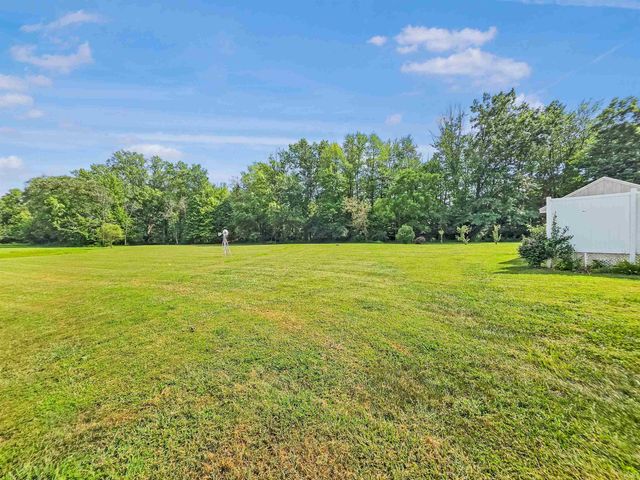 13684 W Auburn Ridge Court, Linton, IN 47441