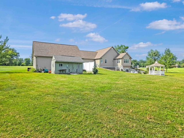 13684 W Auburn Ridge Court, Linton, IN 47441
