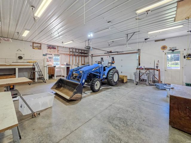 13684 W Auburn Ridge Court, Linton, IN 47441