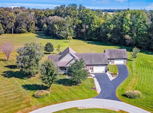 13684 W Auburn Ridge Court, Linton, IN 47441