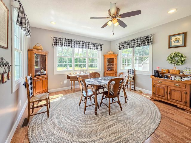 13684 W Auburn Ridge Court, Linton, IN 47441