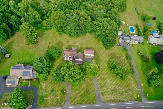 913 Hudson River Road, Mechanicville, NY 12118