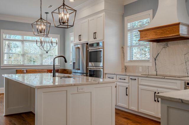 205 Pine Street, Greer, SC 29650