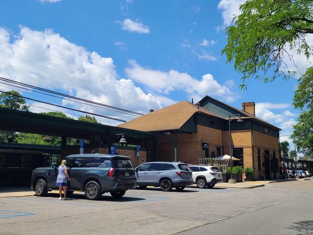 508 New Rochelle Road 2, Bronxville, NY 10708