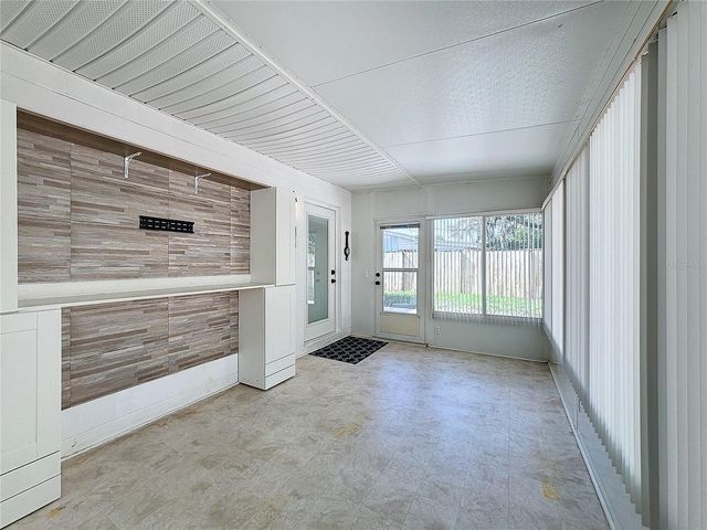 7610 117TH STREET, Seminole, FL 33772