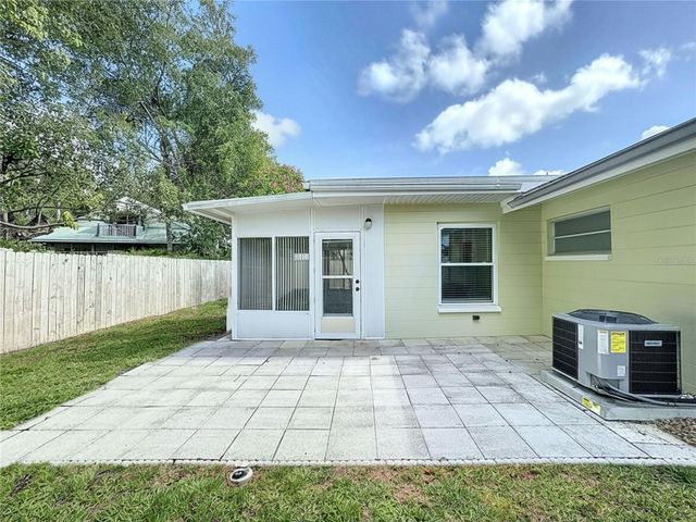 7610 117TH STREET, Seminole, FL 33772