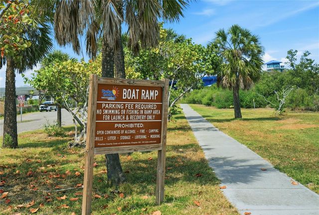 7610 117TH STREET, Seminole, FL 33772
