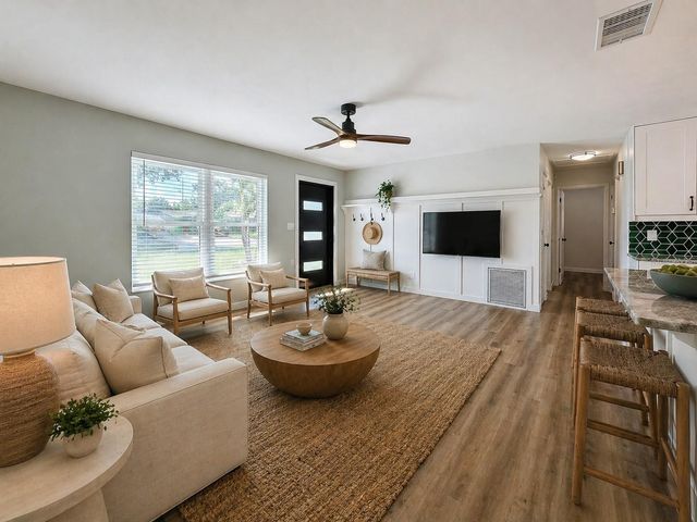 7610 117TH STREET, Seminole, FL 33772