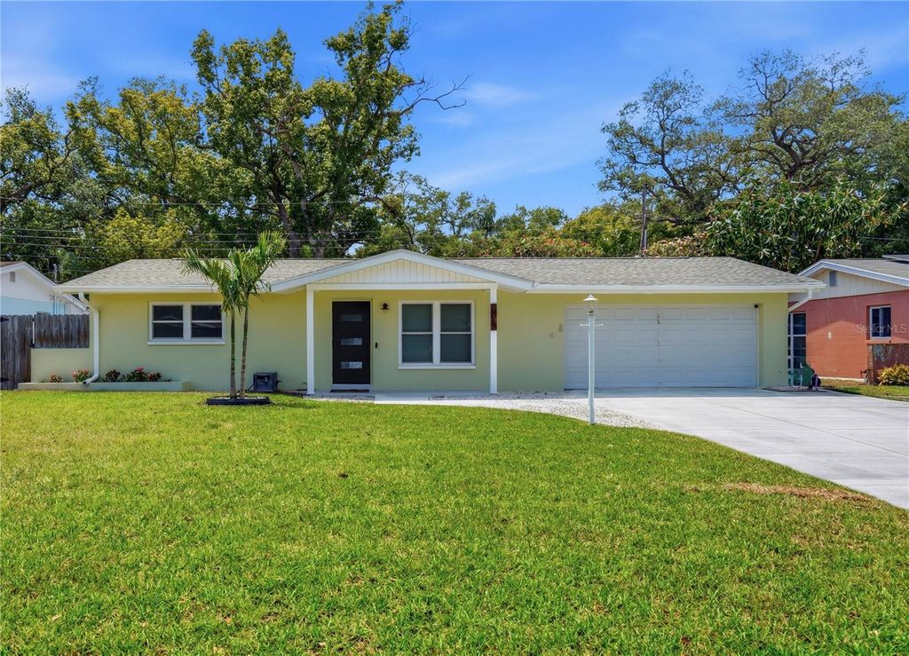 7610 117TH STREET, Seminole, FL 33772