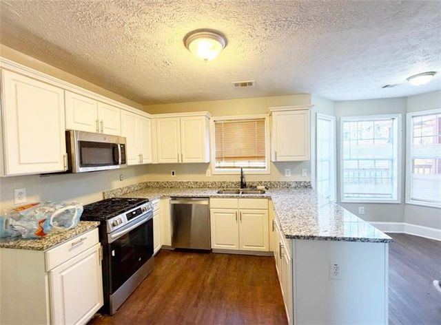 3517 Framingham, Lithonia, GA 30038