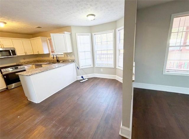 3517 Framingham, Lithonia, GA 30038