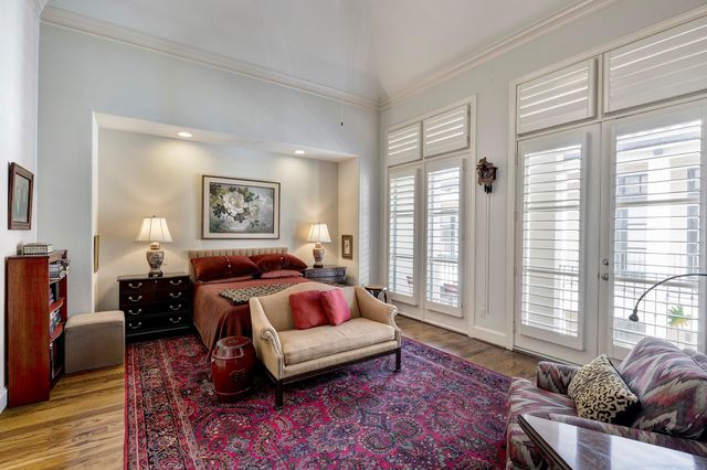 2140 Kipling Street, Houston, TX 77098