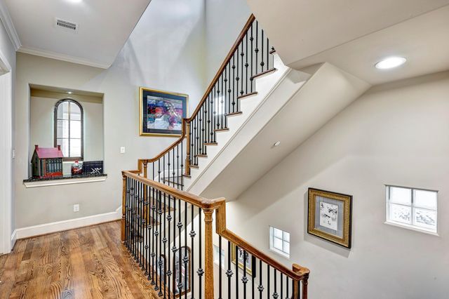 2140 Kipling Street, Houston, TX 77098