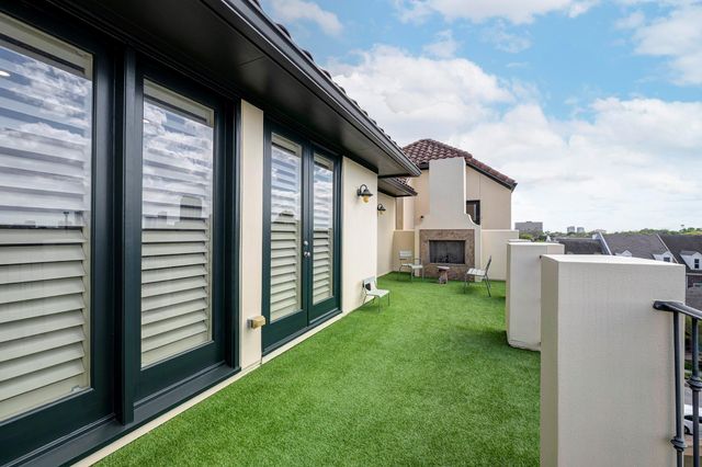 2140 Kipling Street, Houston, TX 77098