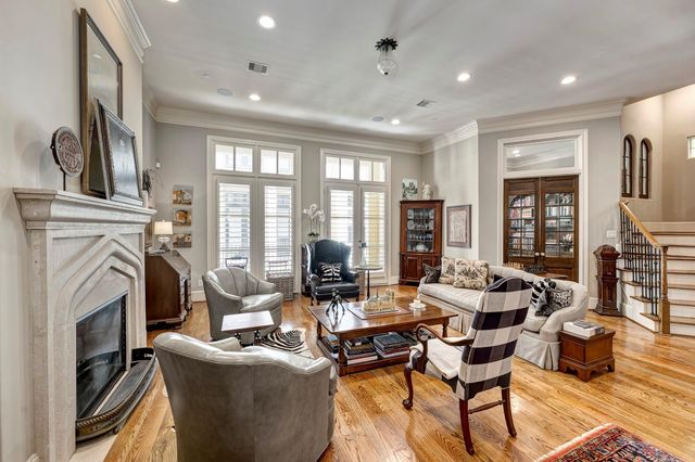 2140 Kipling Street, Houston, TX 77098