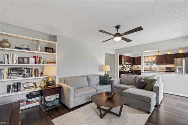 1965 Summerwalk DR, Virginia Beach, VA 23456