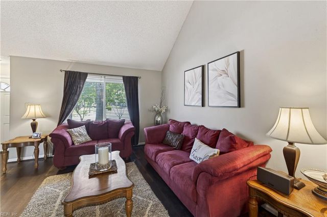1965 Summerwalk DR, Virginia Beach, VA 23456