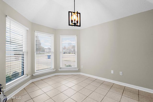 12694 Fox Run Drive, Olive Branch, MS 38654