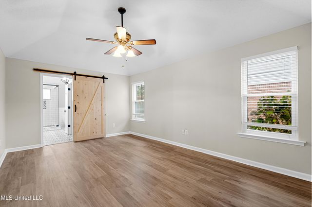 12694 Fox Run Drive, Olive Branch, MS 38654