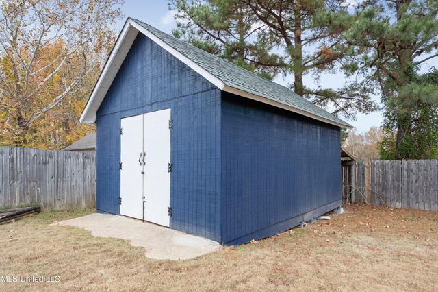 12694 Fox Run Drive, Olive Branch, MS 38654