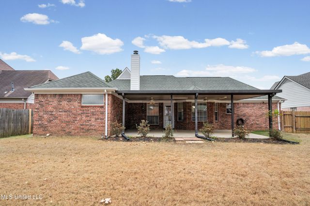 12694 Fox Run Drive, Olive Branch, MS 38654