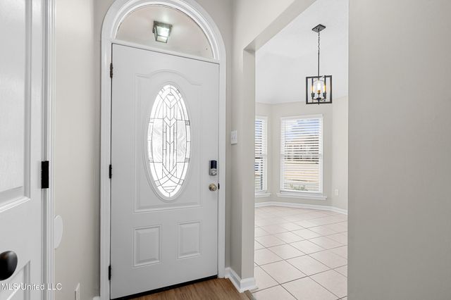 12694 Fox Run Drive, Olive Branch, MS 38654