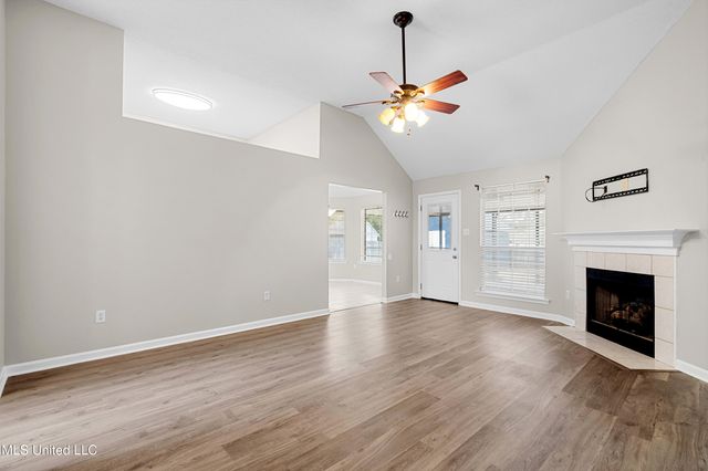 12694 Fox Run Drive, Olive Branch, MS 38654