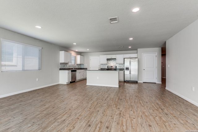 10203 Relic Oaks, San Antonio, TX 78240