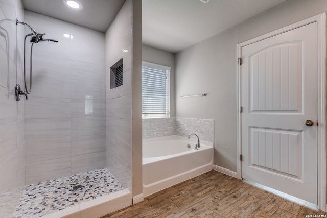 10203 Relic Oaks, San Antonio, TX 78240