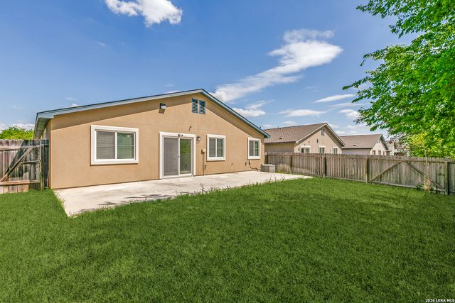 10203 Relic Oaks, San Antonio, TX 78240
