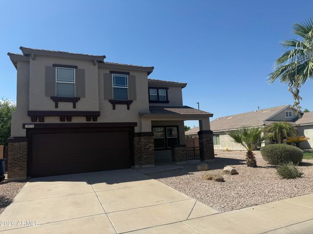 3873 E LATHAM Way, Gilbert, AZ 85297