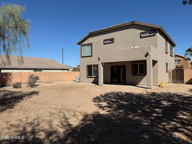3873 E LATHAM Way, Gilbert, AZ 85297