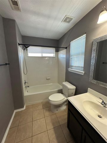 11010 View Pointe Lane, Houston, TX 77034