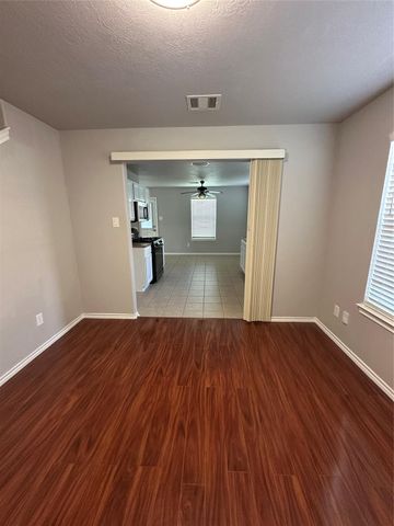 11010 View Pointe Lane, Houston, TX 77034