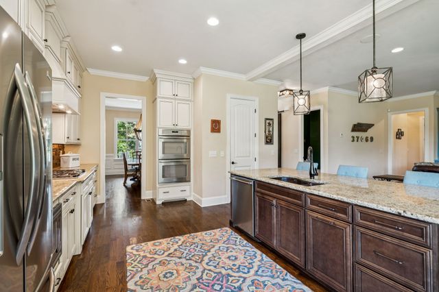 645 Legends Crest Dr, Franklin, TN 37069