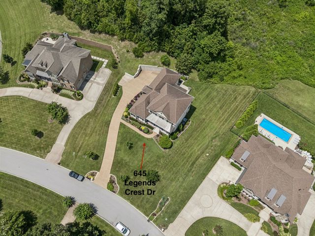 645 Legends Crest Dr, Franklin, TN 37069