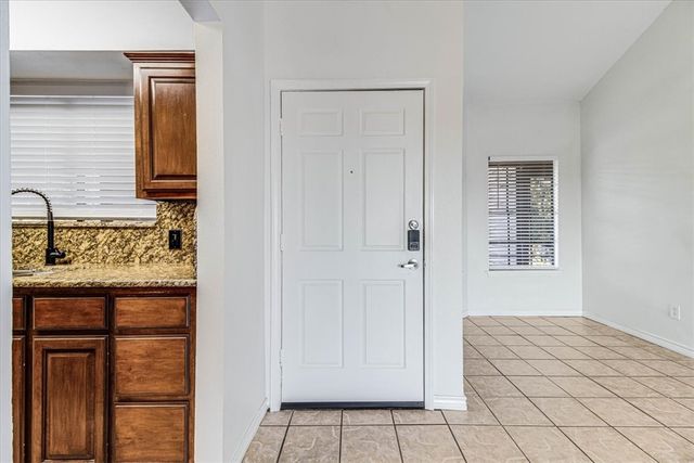 7122 Premont Dr J 202, Corpus Christi, TX 78414