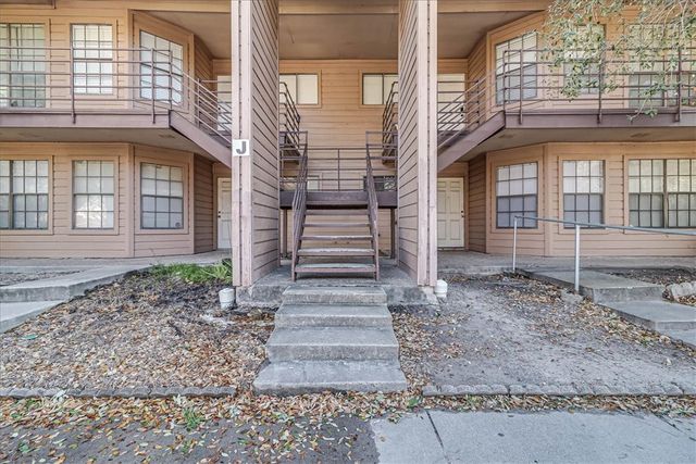 7122 Premont Dr J 202, Corpus Christi, TX 78414